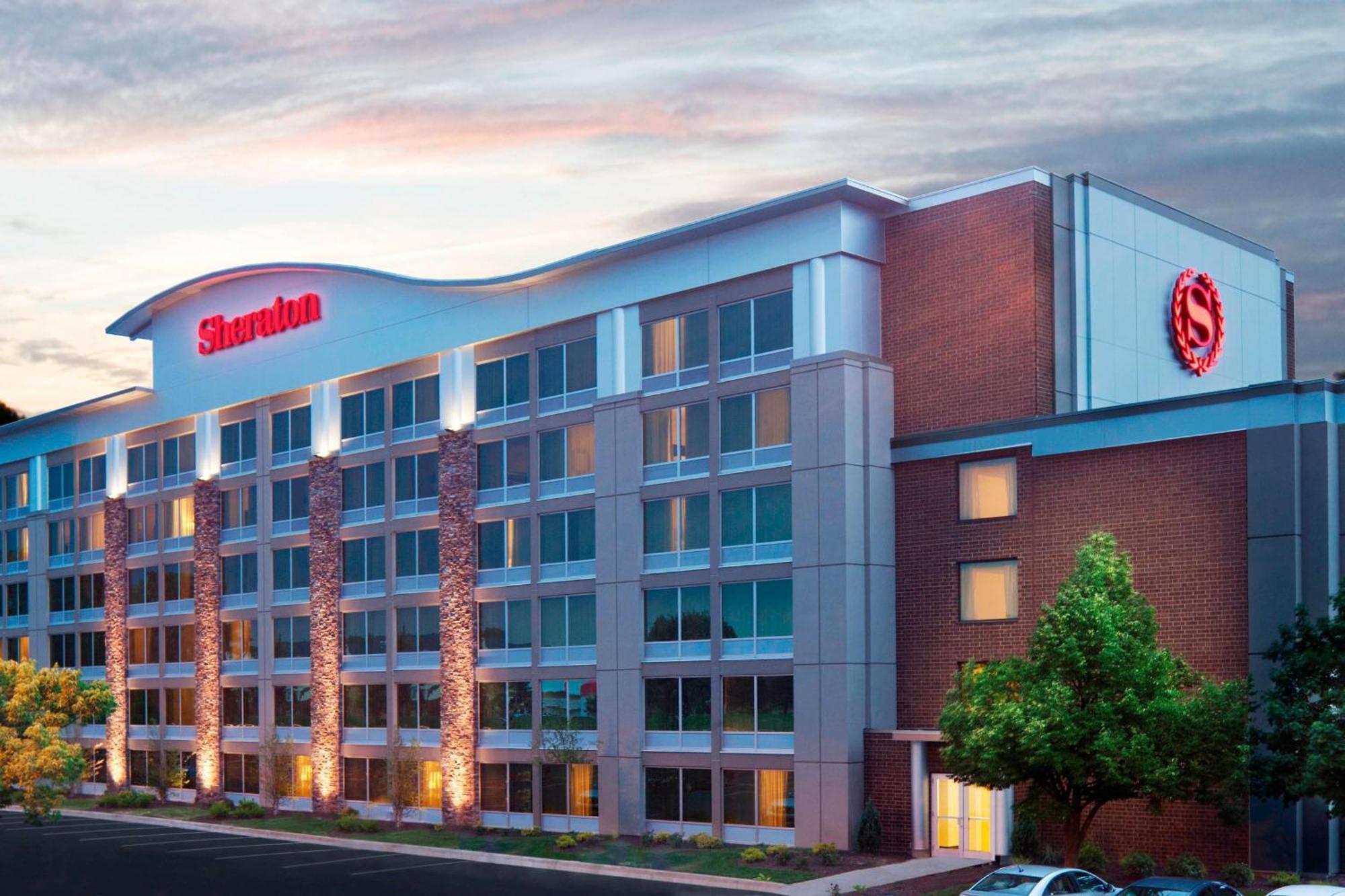 Sheraton Ann Arbor Hotel Buitenkant foto